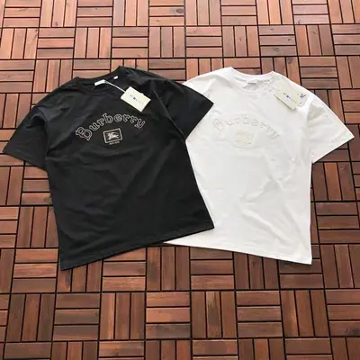 ￥~89 B🔥RB🔥RRY T-SHIRT 22121706 (im 185CM 80KG iwear size L in the photo)