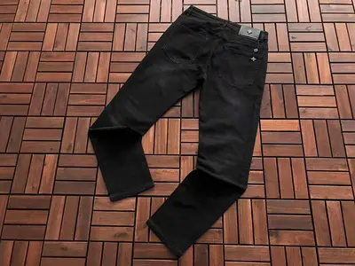 ¥~179 L🔥 JEANS 33121828 (im 176CM 58KG iwear size 30 in the photo)