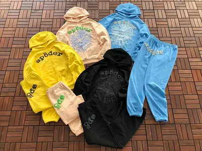 TOP ￥~ 129 PANTS ￥~129 S🔥5D🔥R HOODIE TROUSERS 33122112 (im 176CM 58KG iwear size M in the photo)