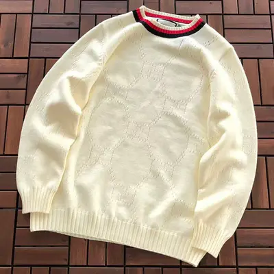 ¥~175 G🔥C🔥I SWEATER 33122238 (im 176CM 58KG iwear size 2XL in the photo)
