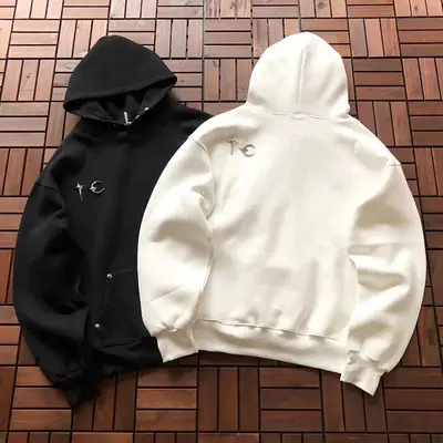 ￥~178 THUG CLUB HOODIE 33031450