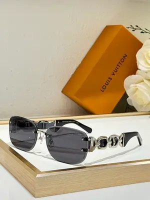 ￥~219 L🔥 SUNGLASSES 11122332