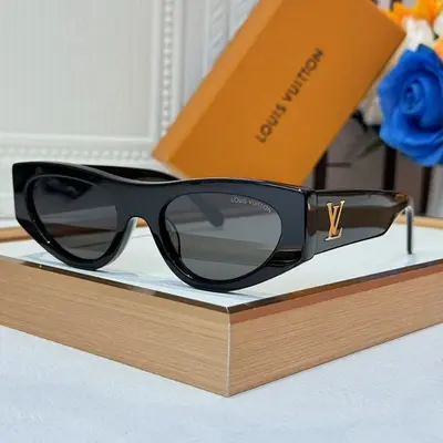 ￥~219 L🔥 SUNGLASSES 11122339