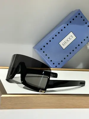 ¥~219 G🔥C🔥I SUNGLASSES 11122323