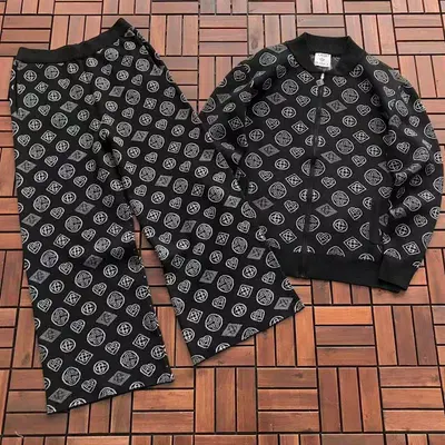 ￥~495 C🔥S🔥BL🔥🔥C🔥 SWEATER TROUSERS 33122376 (im 180CM 68KG iwear size XL in the photo)