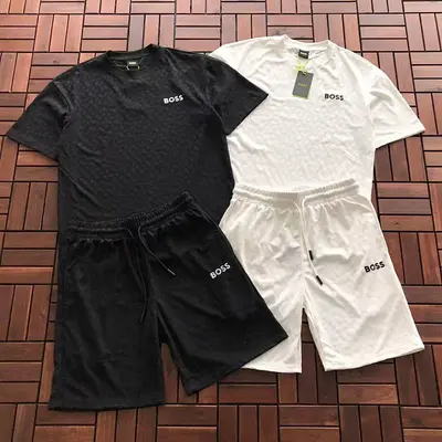 ￥~175 H🔥G🔥 B🔥🔥S T-SHIRT SHORTS 33122346 (im 180CM 68KG iwear size L in the photo)