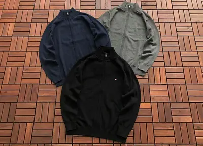 ￥~135 T 🔥🔥🔥 H🔥🔥🔥R SWEATER 33122431 (im 176CM 58KG iwear size L in the photo)
