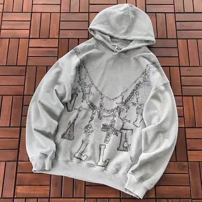 ￥~165 VA🔥L🔥Y HOODIE 11122611 (im 180CM 68KG iwear size S in the photo)