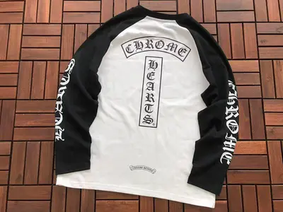 ¥~109 CH🔥OM🔥 HE🔥RTS LONG-SLEEVE 33122857 (im 185CM 80KG iwear size M in the photo)