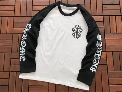¥~109 CH🔥OM🔥 HE🔥RTS LONG-SLEEVE 33122856 (im 180CM 68KG iwear size S in the photo)