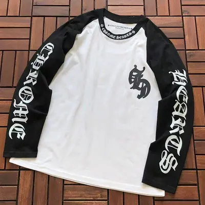 ¥~109 CH🔥OM🔥 HE🔥RTS LONG-SLEEVE 33122883 (im 176CM 58KG iwear size S in the photo)