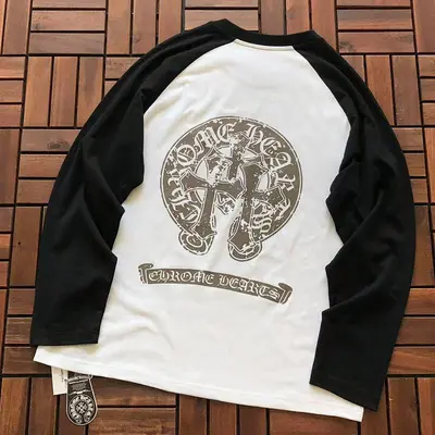 ¥~109 CH🔥OM🔥 HE🔥RTS LONG-SLEEVE 33122881 (im 176CM 58KG iwear size M in the photo)