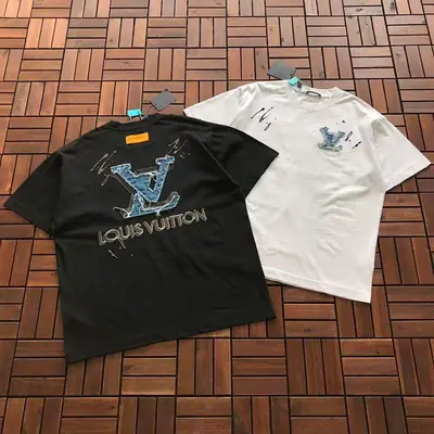 ¥~129 L🔥 T-SHIRT 11122907 (im 176CM 58KG iwear size L in the photo)