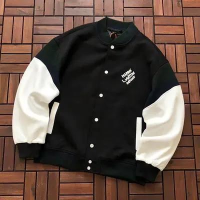 ￥379 L🔥JACKET 44123008 (im 180CM 68KG iwear size 50 in the photo)