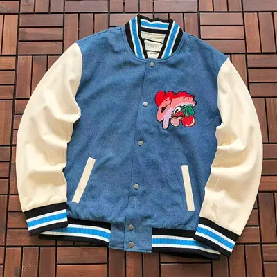 ￥298 G🔥C🔥I JACKET 44123007 (im 180CM 68KG iwear size S in the photo)