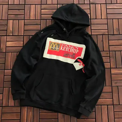 ￥~129 TRAVIS SCOTT & MCDONALD HOODIE 77010418 (im 185CM 80KG iwear size L in the photo)