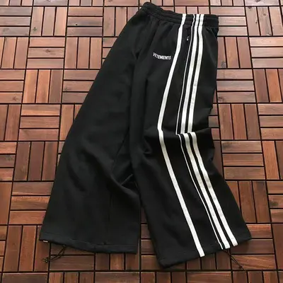 ￥~278 VETEMENTS TROUSERS 55010331 (im 185CM 70KG iwear size S in the photo)