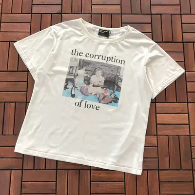 ¥~86 E.R.D T-SHIRT 77010351 (im 176CM 58KG iwear size M in the photo)