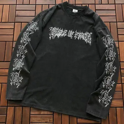 ¥~179 VETEMENTS LONG-SLEEVE 55010321 (im 185CM 70KG iwear size S in the photo)