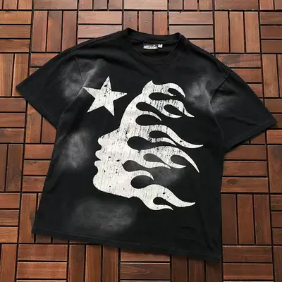 ¥~109 HELLSTAR T-SHIRT 55010503 (im 176CM 58KG iwear size S in the photo)