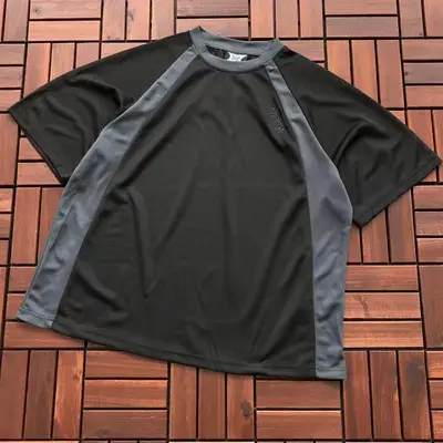 ￥~79 M🔥RT🔥A T-SHIRT 33123051 (im 176CM 58KG iwear size S in the photo)