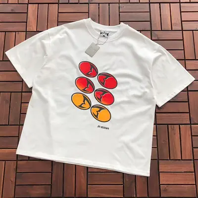 ￥~85 M🔥RT🔥A T-SHIRT 33123065 (im 176CM 58KG iwear size M in the photo)