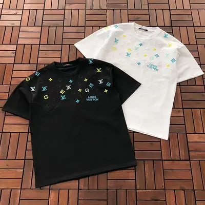 ￥~129 L🔥 T-SHIRT 66010609 (im 185CM 80KG iwear size L in the photo)