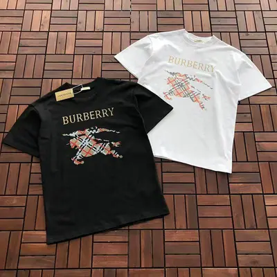 ￥~95 B🔥RB🔥RRY T-SHIRT 66010601 (im 185CM 80KG iwear size S in the photo)
