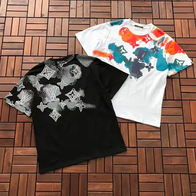 ￥~109 L🔥 T-SHIRT 77010722 (im 176CM 58KG iwear size M in the photo)