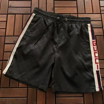 ￥ ~ 95 G🔥C🔥I SHORTS 55010713 (im 180CM 68KG iwear size L in the photo)