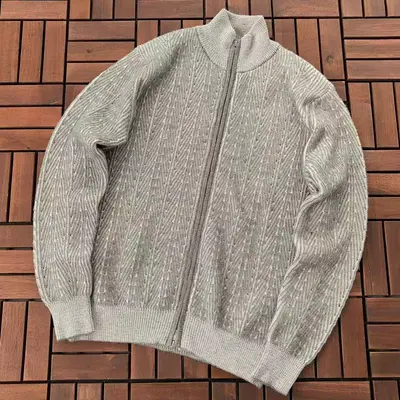 ￥~259 BR🔥N🔥L🔥O C🔥CI🔥🔥L🔥I SWEATER 66010703 (im 185CM 80KG iwear size 4 in the photo)