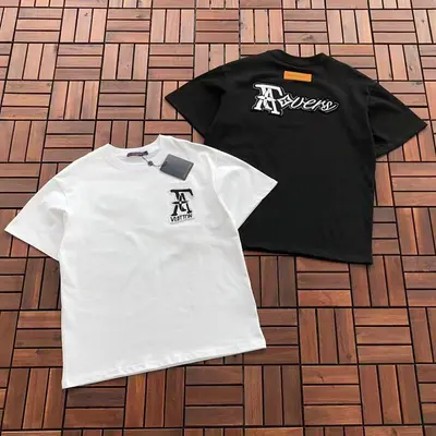 ￥~109 L🔥 T-SHIRT 77010704 (im 176CM 58KG iwear size M in the photo)