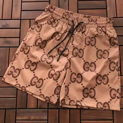 ￥~95 G🔥C🔥I SHORTS 55010808 (im 180CM 68KG iwear size L in the photo)