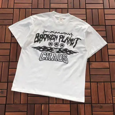 ￥~85 BROKEN PLANET T-SHIRT 77010858 (im 176CM 58KG iwear size S in the photo)