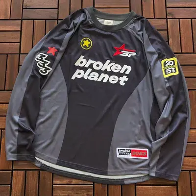 ￥~115 BROKEN PLANET LONG-LEEVE 77010901 (im 180CM 68KG iwear size S in the photo)