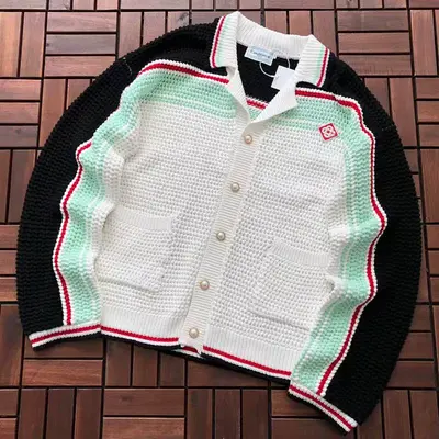 ￥~226 C🔥S🔥BL🔥🔥C🔥SWEATER 77010966 (im 180CM 68KG iwear size L in the photo)