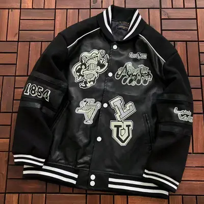 ￥226 L🔥 JACKET 88011116 (im 176CM 58KG iwear size M in the photo)