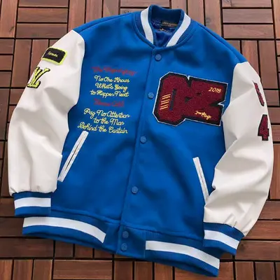 ￥226 L🔥 JACKET 88011115 (im 176CM 58KG iwear size M in the photo)