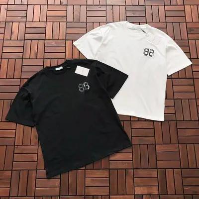￥~79 B🔥L🔥🔥🔥IA🔥A T-SHIRT 55011131 (im 176CM 58KG iwear size M in the photo)