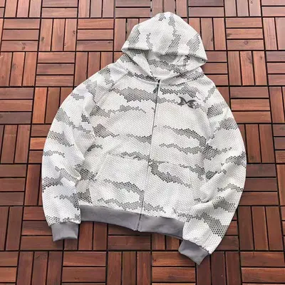 ￥~185 M🔥RT🔥A HOODIE FLEECE 77011136 (im 176CM 58KG iwear size S in the photo)