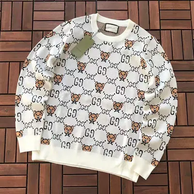 ¥~175 G🔥C🔥I SWEATER 77011103 (im 176CM 58KG iwear size L in the photo)