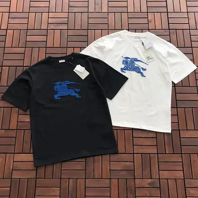 ￥~95 B🔥RB🔥RRY T-SHIRT 66011247 (im 185CM 80KG iwear size M in the photo)