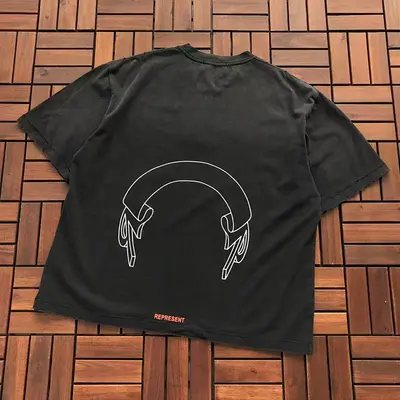 ￥~99 REPRESENT T-SHIRT 77011240 (im 185CM 70KG iwear size M in the photo)