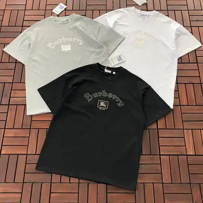 ￥~149 B🔥RB🔥RRY T-SHIRT 66011213 (im 185CM 80KG iwear size S in the photo)