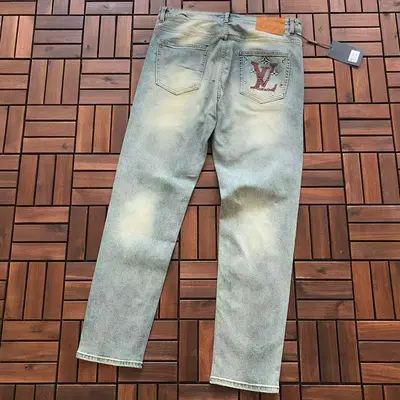 ¥~175 L🔥JEANS 66011422 (im 180CM 68KG iwear size 34 in the photo)
