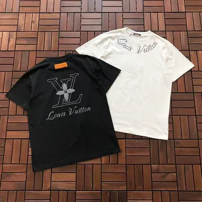 ￥~149 L🔥 T-SHIRT 66011506 (im 180CM 68KG iwear size M in the photo)