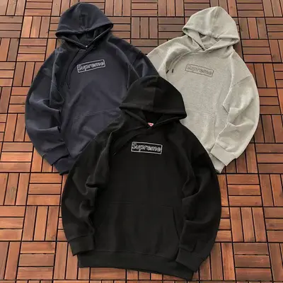 ￥~115 S🔥P🔥E🔥E HOODIE 77011634 (im 185CM 80KG iwear size L in the photo)