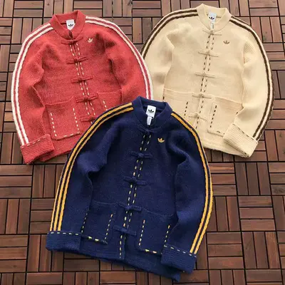 ￥ 219🔥DI🔥AS SWEATER 88011704 (im 185CM 80KG iwear size M in the photo)