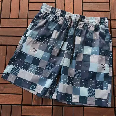 ￥~95 L🔥 SHORTS 55011728 (im 185CM 80KG iwear size L in the photo)