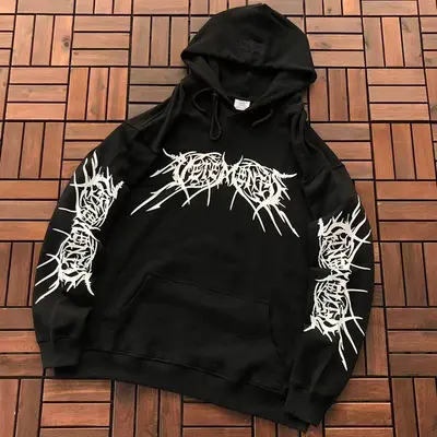 ¥ ~ 185 VETEMENTS HOODIE 55011905 (im 185CM 80KG iwear size M in the photo)